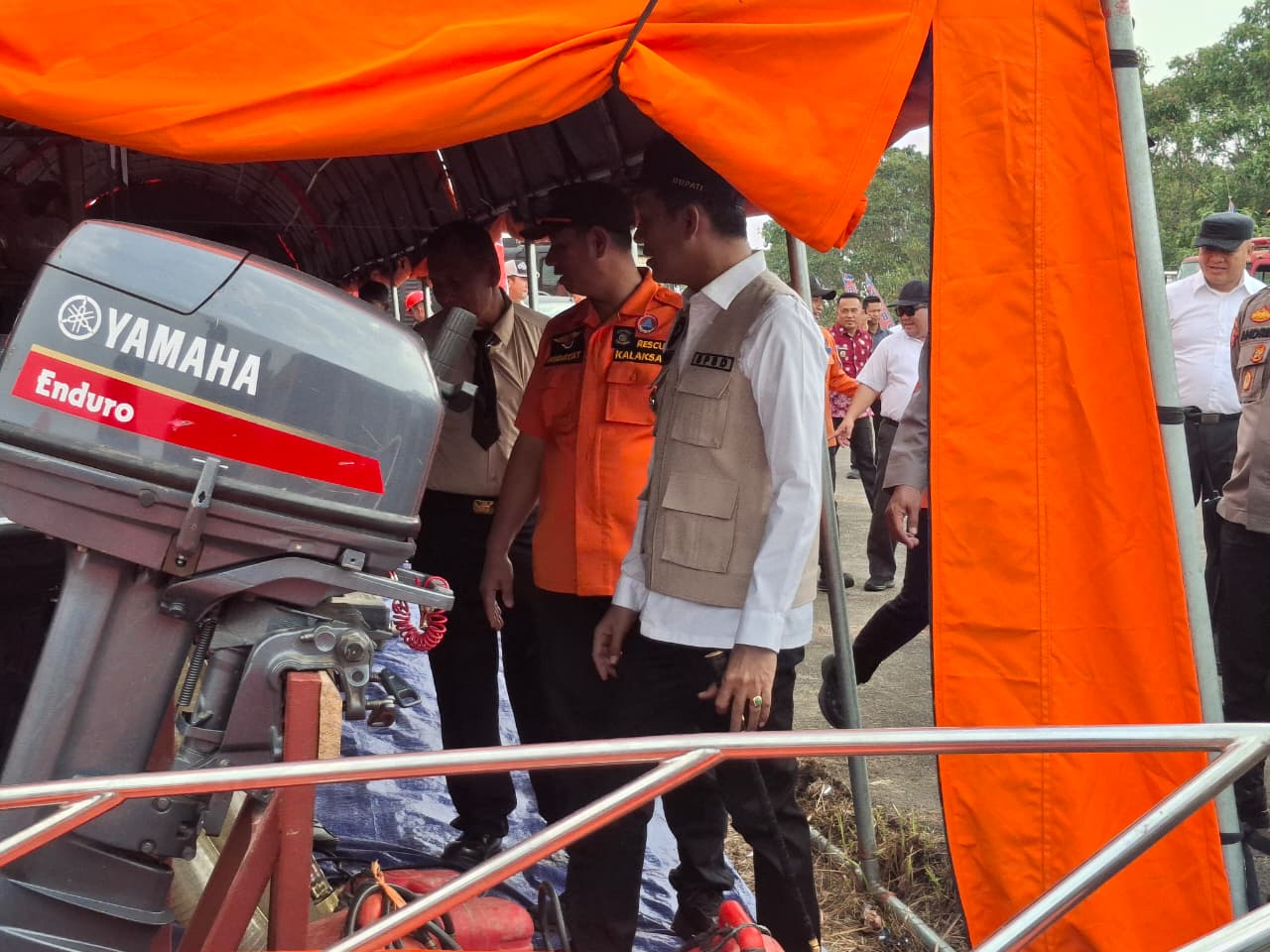Bupati PALI Asgianto saat menghadiri gelar pasukan Karhutlah 